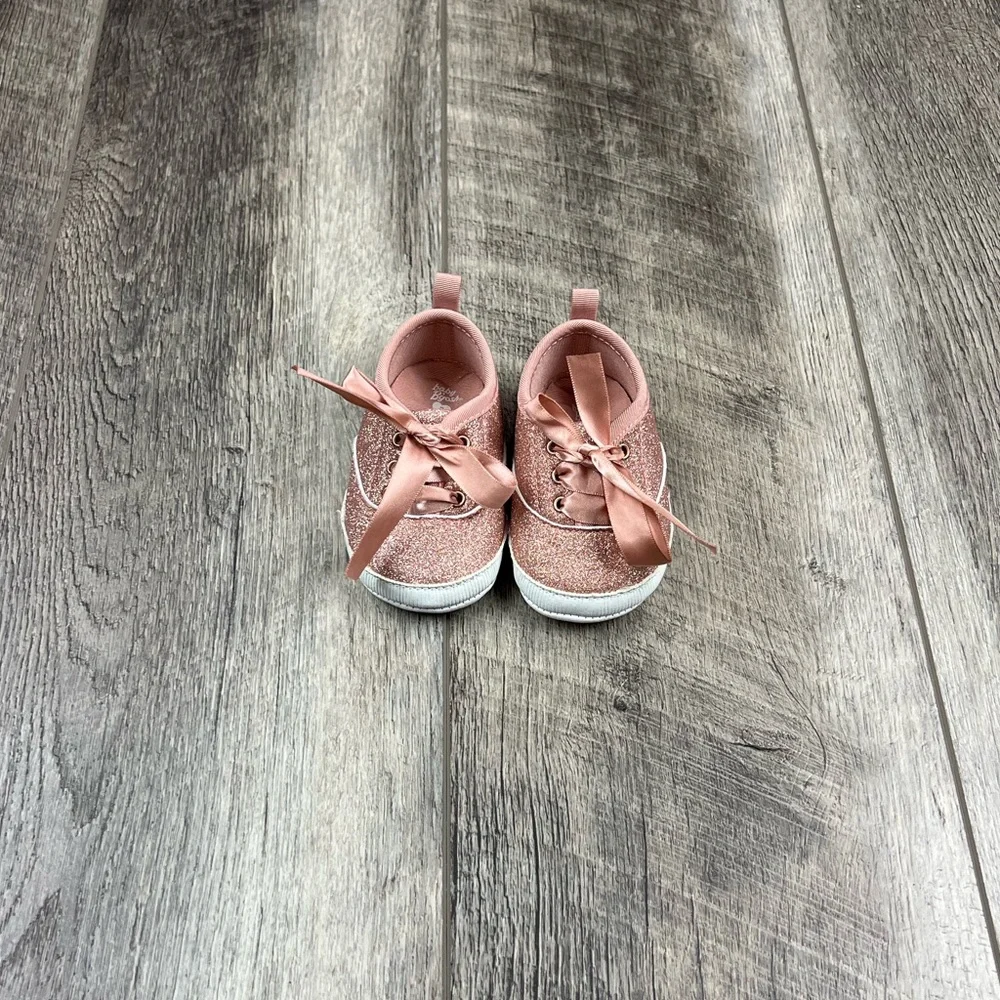 Oshkosh B’Gosh Pink‎ Sparkle Shoes